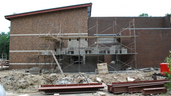 Incomplete renovations at Allard Elementary School in the Moon Area Pa district led the school board to delay the 201516 school year by one week