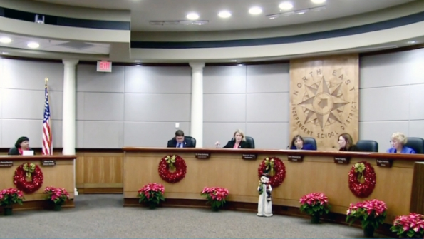 The North East Texas School Board decides not to change the name of Robert E Lee High School