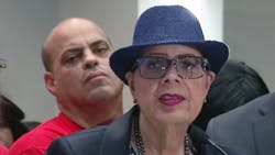 Chicago Teachers Union President Karen Lewis announces an Oct 11 strike date Chicago Teachers Union President Karen Lewis announces an Oct 11 strike date