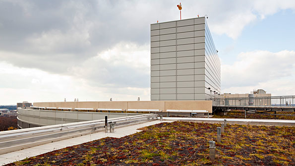 Green roof at University of Michigans Childrens and Womens Hospital