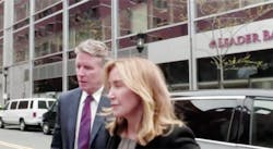 felicityhuffman.jpg felicityhuffman.jpg