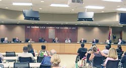 leessummitboard.jpg leessummitboard.jpg