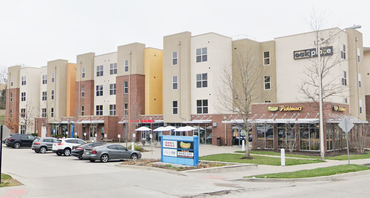 Oak Place Apartments at the University of Missouri-Kansas City will be torn down.