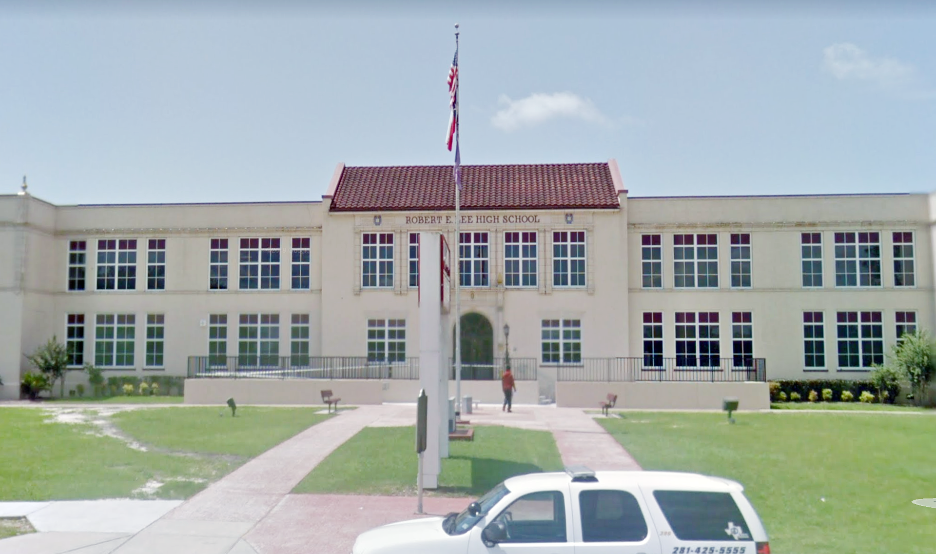 Goose Creek (Texas) board says no to renaming Robert E. Lee High School