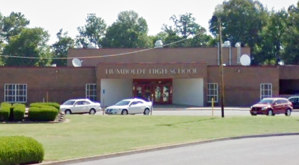 Teen charged in shooting death outside gym of Tennessee high school