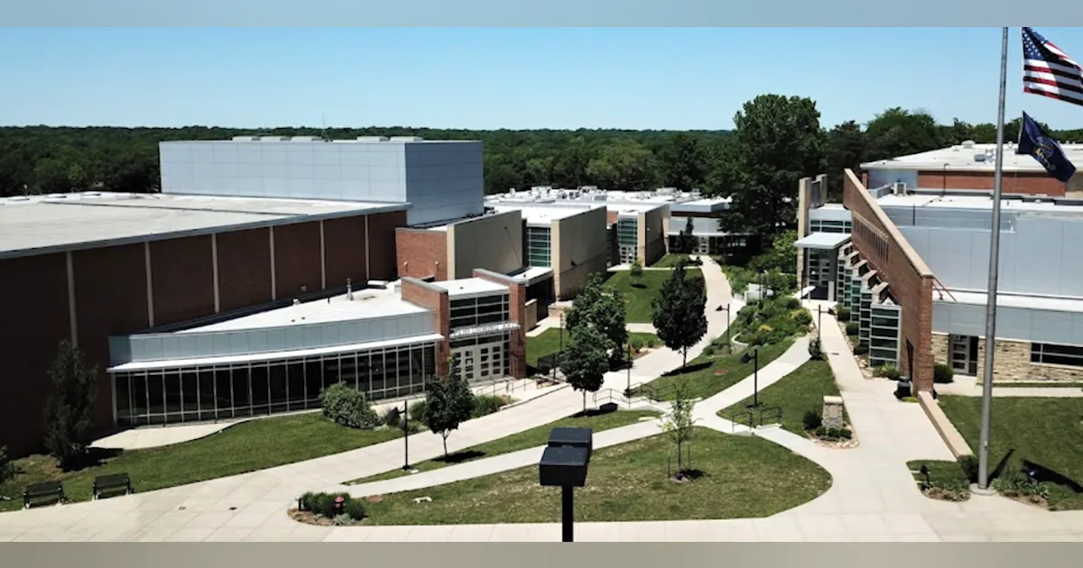 Shawnee Mission (Kan.) school district proposes addition at its high