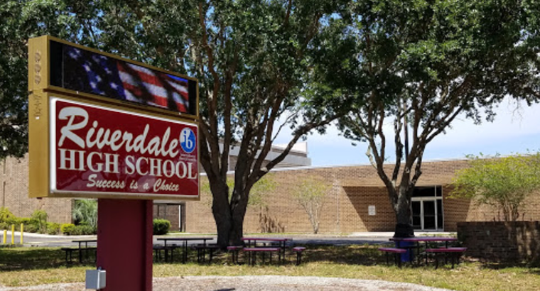 Riverdale High School 6261810932f4d