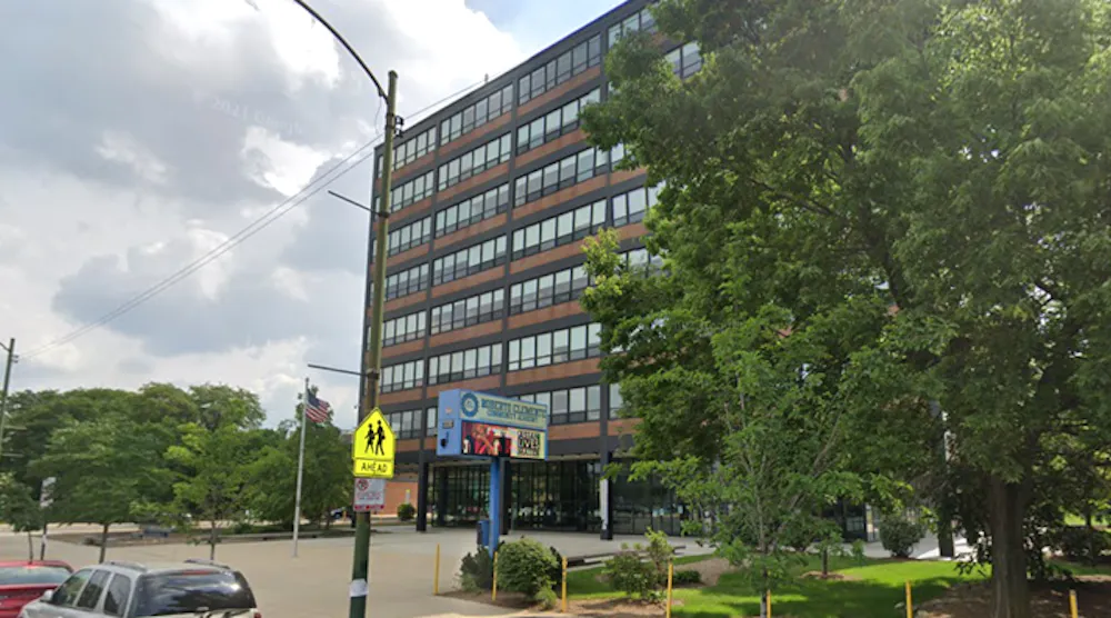 Online competition leads to library upgrade for Chicago high school
