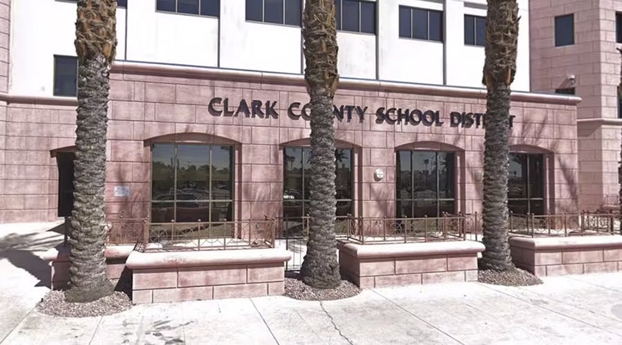 Arbitrator approves teachers' contract in Clark County (Nevada