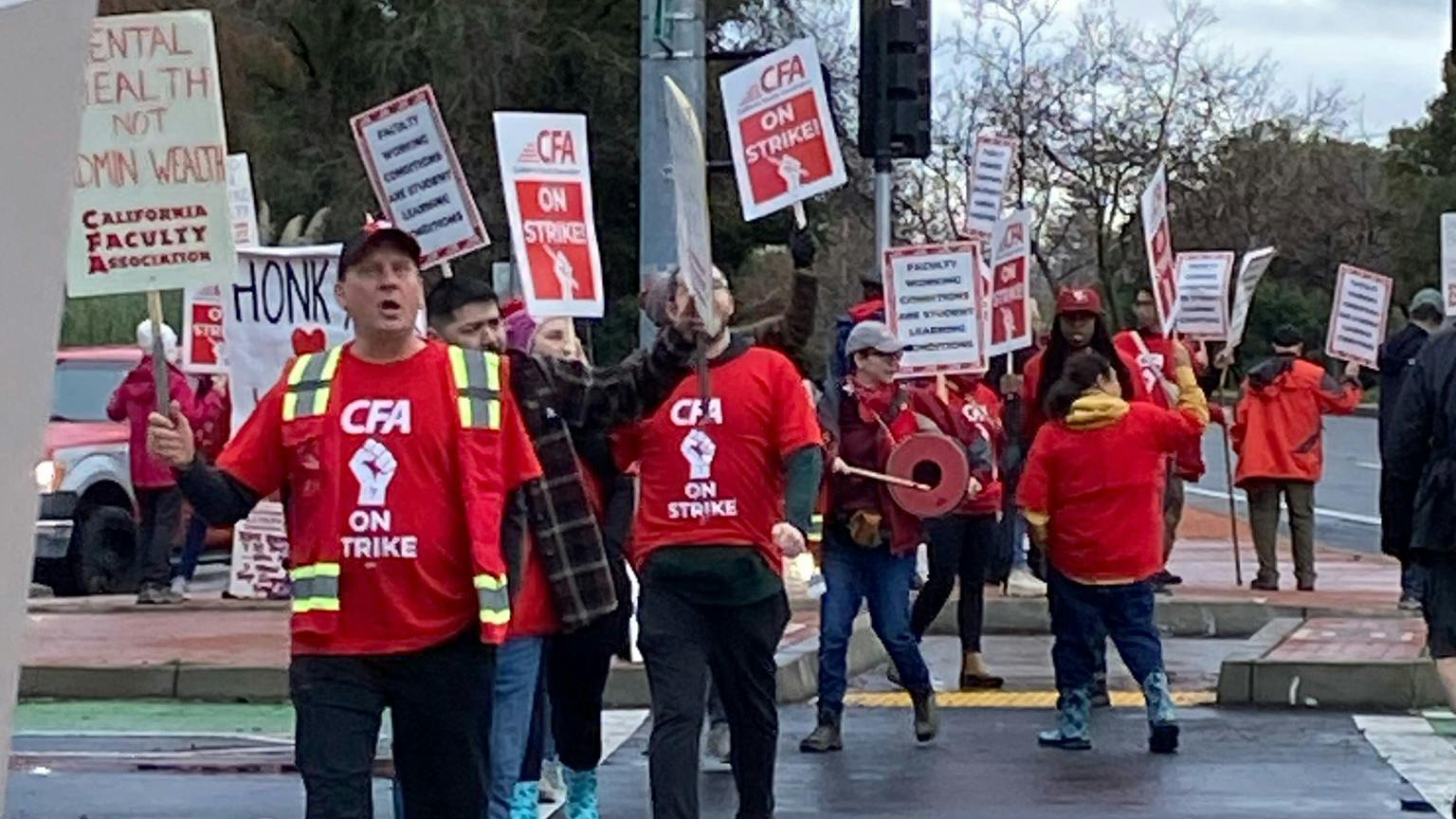 65af008ee86c56001e2fc6d6 Cal State Pickets