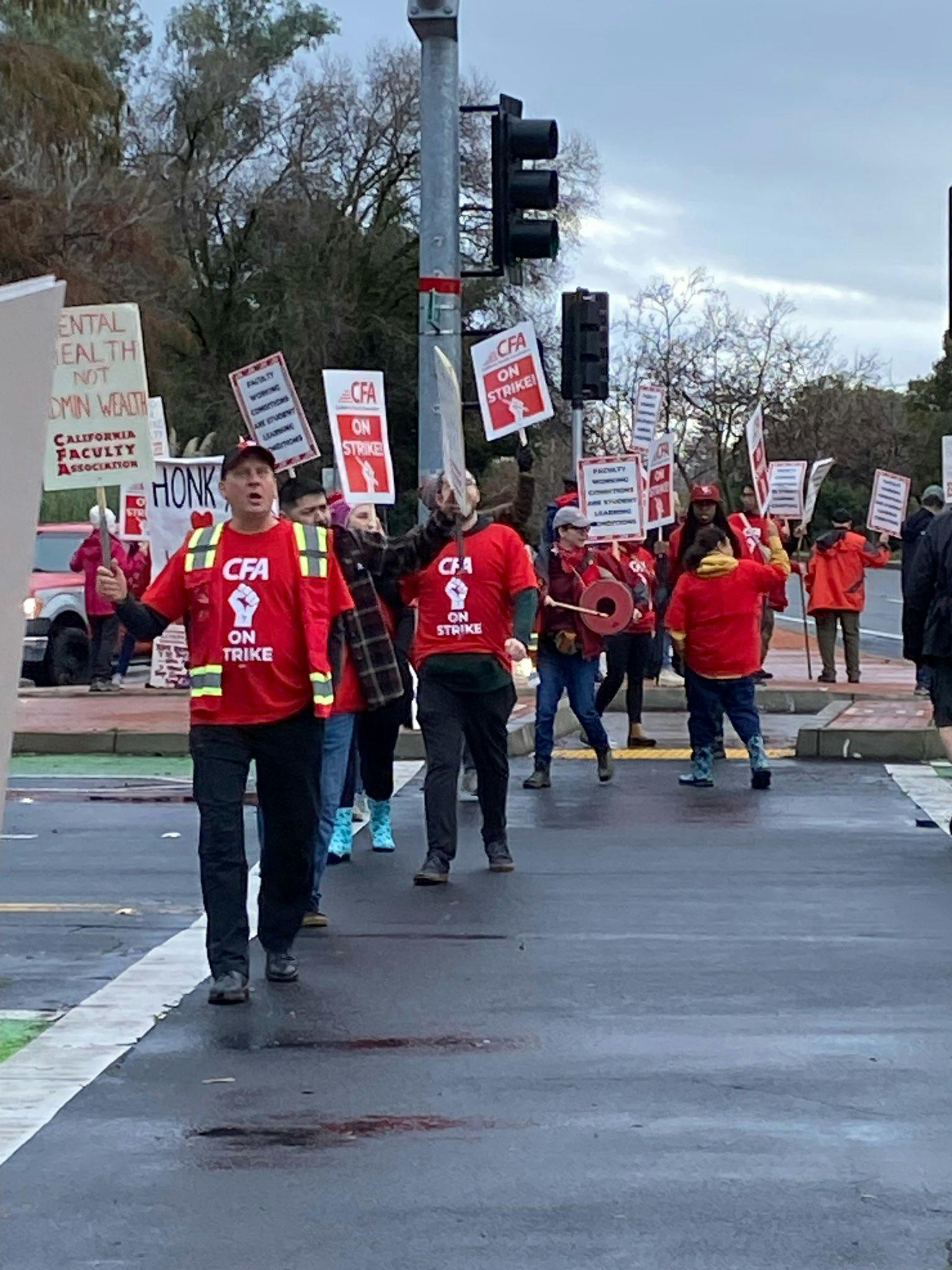 65afc2479942e8001edc35c4 Cal State Pickets