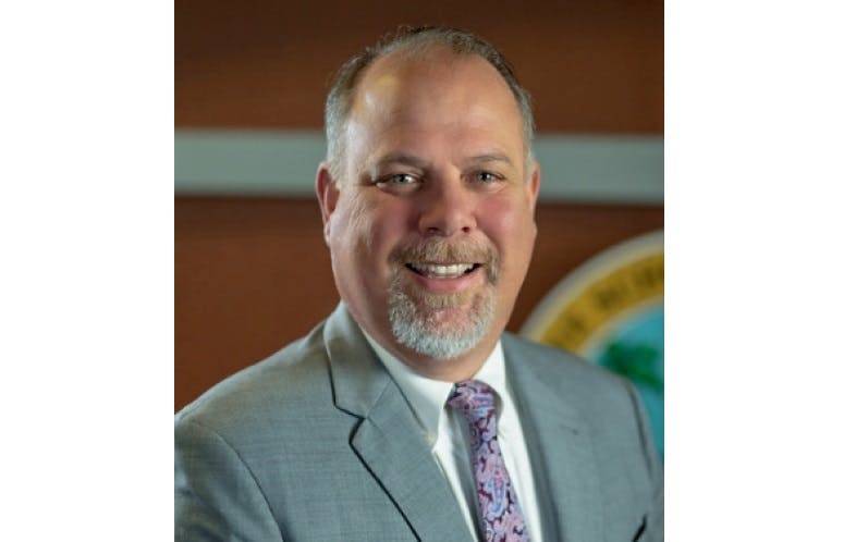 66579206fc7541f66a50f4ee Duval Bernier