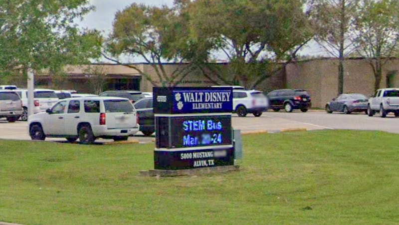 67731ff4440be7206b1a0310 Alvin Disney