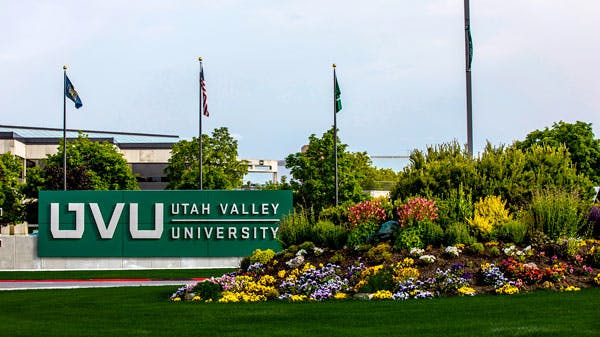 charlie kirk shot utah valley university