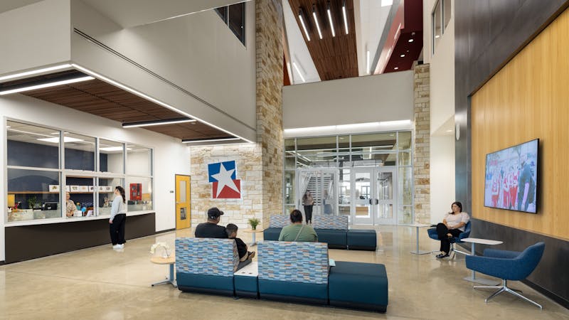 6907ae5b8b3332eb2c066482 Hays Ilobby Edited