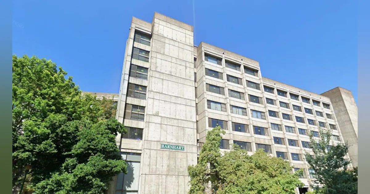University of Oregon is closing 2 residence halls