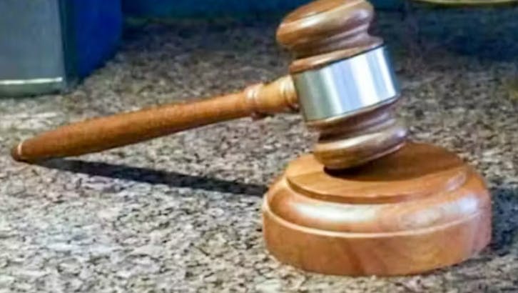 gavel