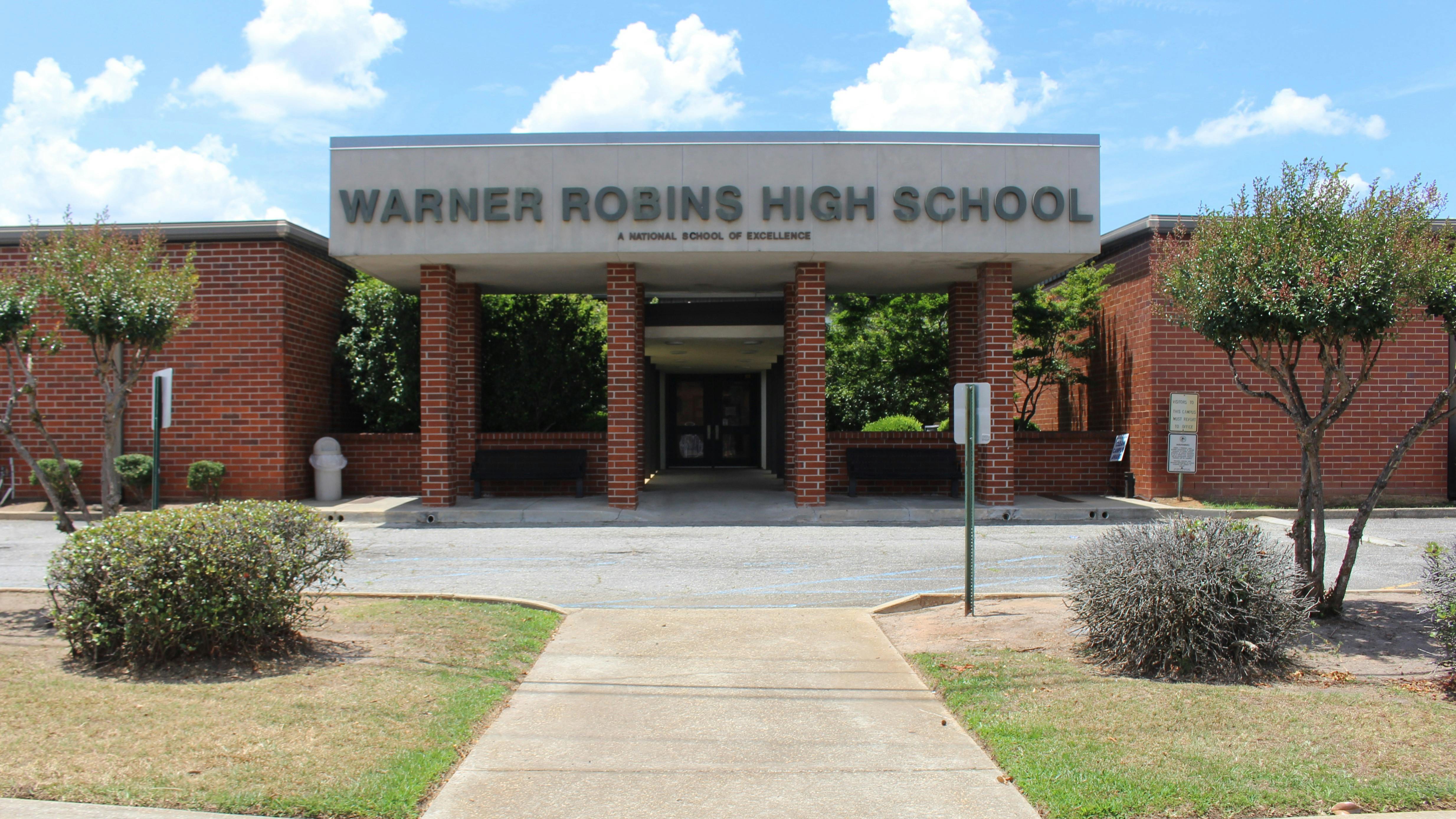 Entrance to Warner Robins High School building.