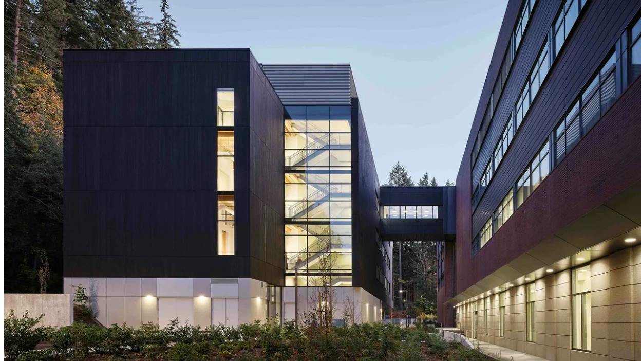 Exterior of the mass timber engineering and computer science building at Western Washington University.